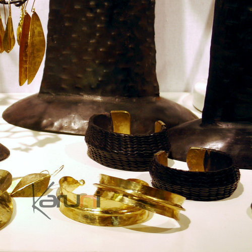 Bijoux Ethniques Africains Boucles d'Oreilles Peul Fulani Mali 105M Bronze Dor Petites Feuilles Larges Marteles c