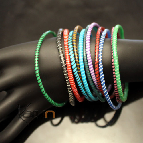 Bijoux Ethniques Africains Bracelets JOKKO en Plastique Recycl Homme Femme Enfant 40 Multicolore Sombre (x12) b
